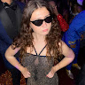 Meet your Posher, Violet